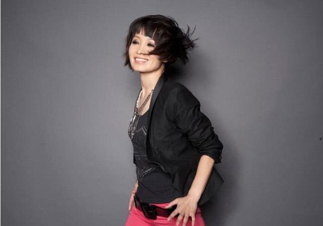 臧天朔和斯琴格日乐情史（被臧天朔原配逼到堕胎自杀）(16)