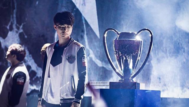 恩静结婚与faker有什么梗（13次夺冠的Faker因恩静婚讯上热搜）(9)