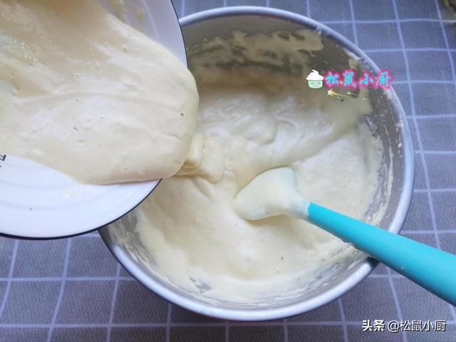 在家自己制作小蛋糕简单做法（给孩子做个老式无水小蛋糕）(11)