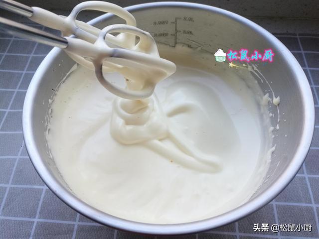 在家自己制作小蛋糕简单做法（给孩子做个老式无水小蛋糕）(7)