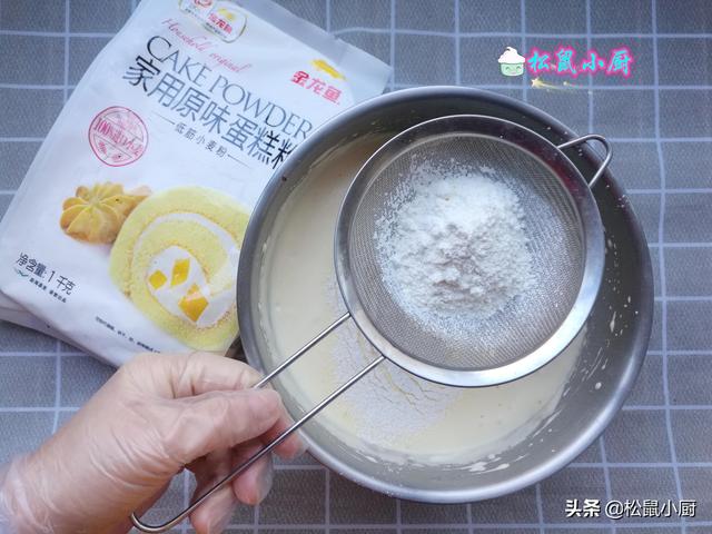 在家自己制作小蛋糕简单做法（给孩子做个老式无水小蛋糕）(8)