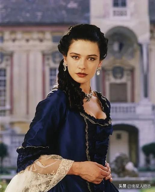 美国女星凯瑟琳泽塔琼斯（嫁大25岁的男人硬刚不良媒体）(8)