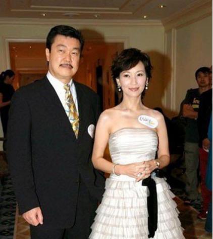 赵雅芝现任老公结过几次婚（赵雅芝的两任老公曝光）(5)