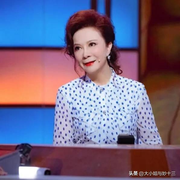 盘点春晚蔡明小品搞笑合集(比春晚好看蔡明从)(14)