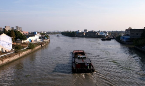 世界开凿最早最长的人工运河是什么