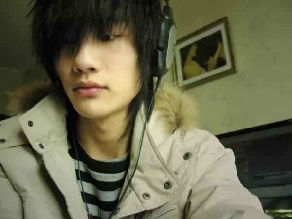 盘点30首当年烂大街的网络神曲(那些用一首神曲制霸的网络歌手)(2)