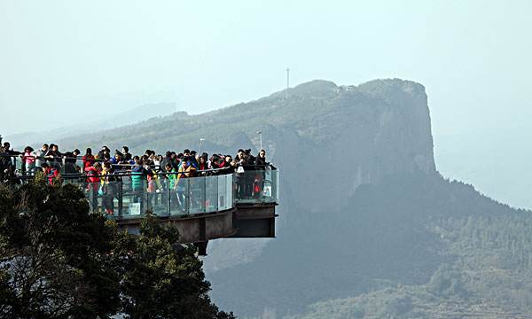 剑门关住宿,广元到剑门关天赐温泉怎么坐车图3