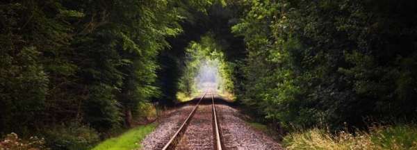 轨道上为什么要铺石子,铁路轨道上为什么要铺石子图4