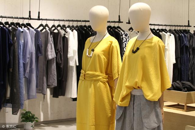 开服装店新手进货注意哪些（开服装店怎么进货）(1)