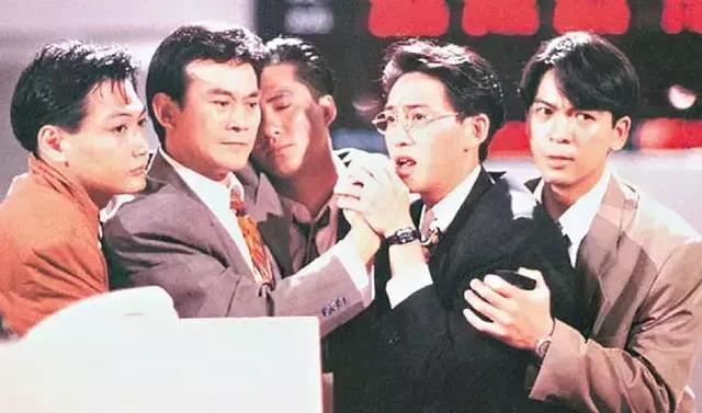 推荐十部最经典的港剧（全看过的孩子可能都老大不小了）(2)