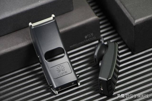 华为的智能手环b5（戴在手腕上的智能手机）(8)