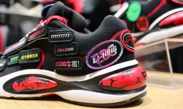 李宁新老logo（李宁换LOGO用回31年前的旧LOGO）(50)