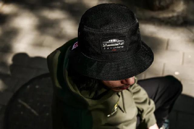 李宁新老logo（李宁换LOGO用回31年前的旧LOGO）(23)