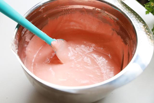 好吃颜值高四款杯子蛋糕（适合下午茶吃的杯子蛋糕）(9)