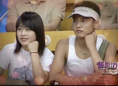 ​小伙被追债遇到失散多年的弟弟（亲弟弟被追债人抱走）