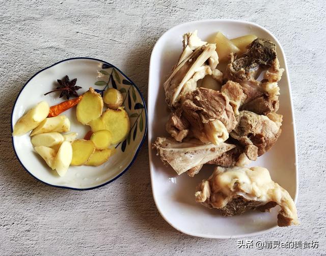 龙骨炖什么好吃有营养（一根龙骨再配上2样食材）(8)