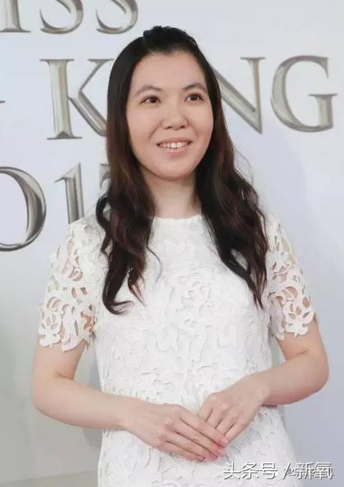 香港选美小姐大赛历届排名（看完颜值不敌凤姐的新加坡选美合影）(12)