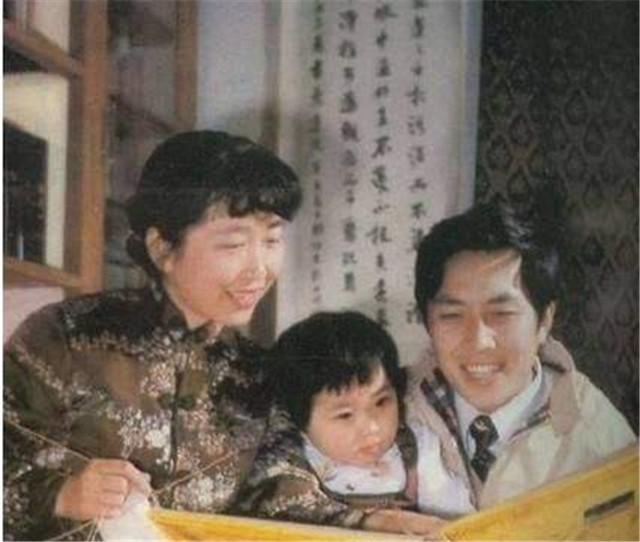 唐国强家里人什么国籍（唐国强妻子除夕夜自杀）(6)