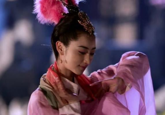 隋朝的张丽华到底是哪个的妃子（从灰姑娘逆袭成倾世皇妃的张丽华）(9)