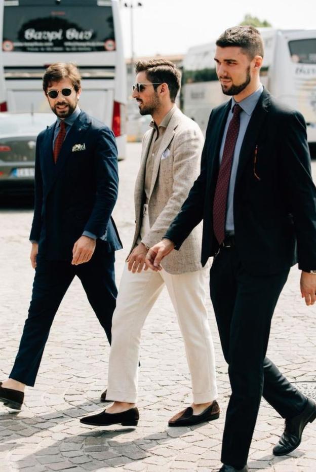 男生西装衬衫穿搭（配西装搭日常男生需要的基本款衬衫挑选穿搭全攻略）(14)