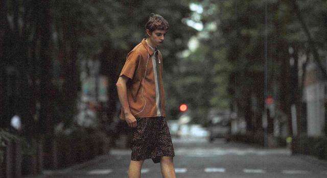 男生西装衬衫穿搭（配西装搭日常男生需要的基本款衬衫挑选穿搭全攻略）(38)