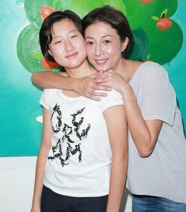 长相最丑的几位明星（孩子却一言难尽）(9)