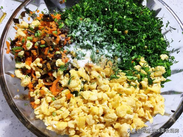 水饺馅的做法大全素馅饺子（家常素馅饺子的好吃做法）(24)