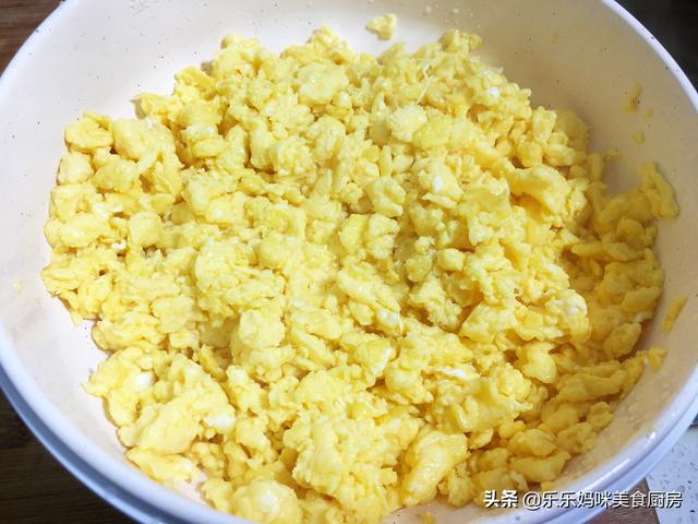 水饺馅的做法大全素馅饺子（家常素馅饺子的好吃做法）(7)