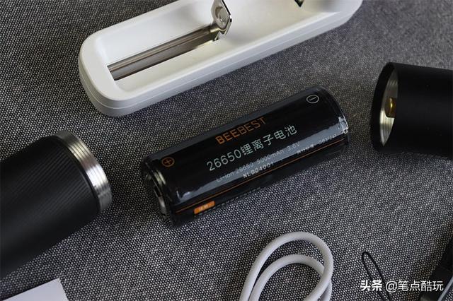 小米极蜂强光手电筒论坛（5档户外强光手电筒）(15)