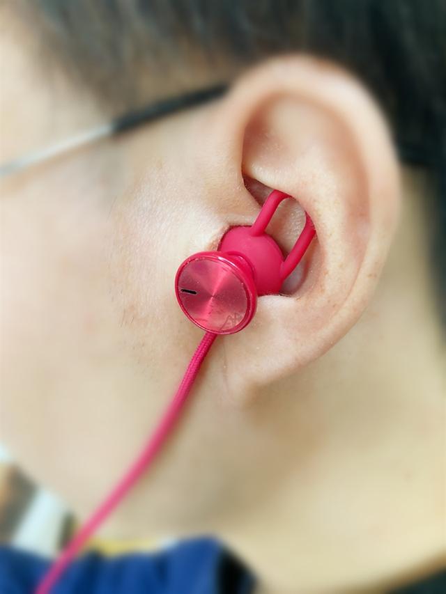 荣耀蓝牙耳机xsport说明（PRO运动蓝牙耳机首发评测）(13)