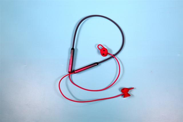 荣耀蓝牙耳机xsport说明（PRO运动蓝牙耳机首发评测）(4)