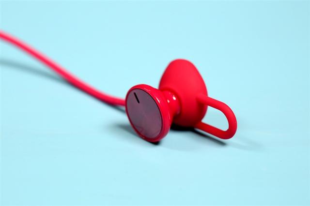 荣耀蓝牙耳机xsport说明（PRO运动蓝牙耳机首发评测）(9)