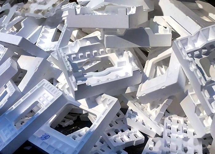 泡沫塑料属于什么分类垃圾(算可回收垃圾却无处回收)