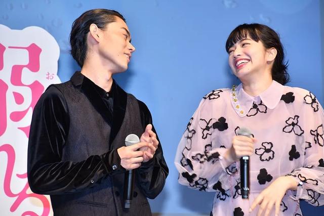 让人羡慕的爱情来自于婚礼情缘(他们的婚礼和他们的爱情一样)(16)