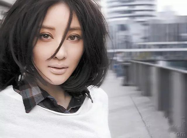 王子文节目中说自己单身（46岁生日前被爆离婚）(20)