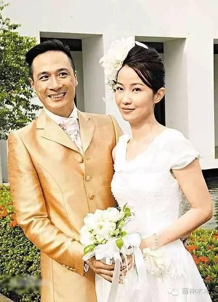 吴镇宇对老婆十分爱护（他们是娱乐圈的护妻狂魔）(4)