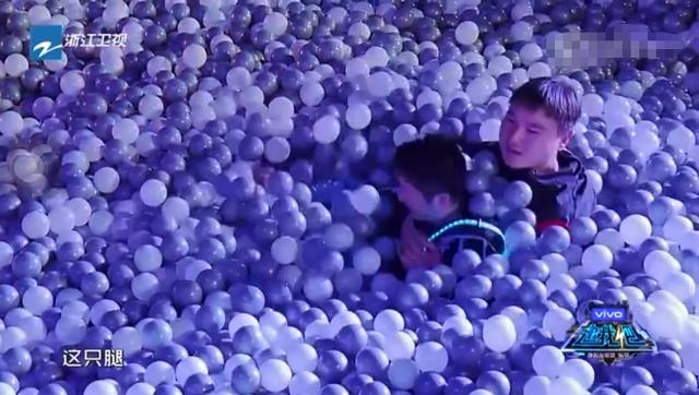 吴镇宇儿子受伤后续（近年来综艺事故及涉及艺人）(3)