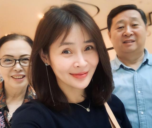 演员于明加出生日期（演员于明加出道13年零绯闻）(5)