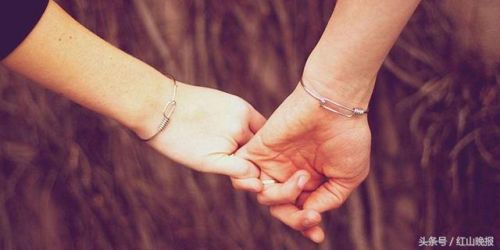 赤峰红山晚报登报电话(赤峰红山晚报app)-第1张图片-