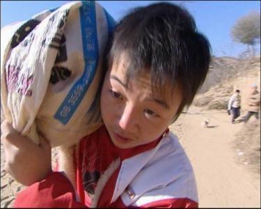 变形计里的农村孩子现状（变形计中的他们都长大了）(5)