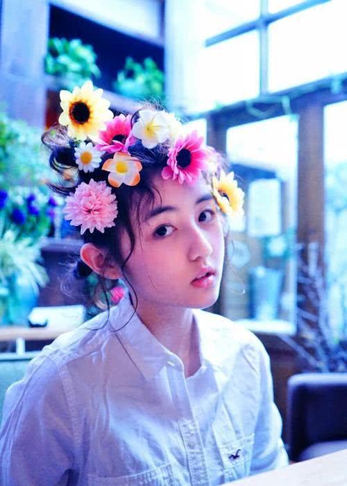 演艺圈有哪些童星出身的女明星（演艺圈势如破竹的五位00后美女小演员）(2)
