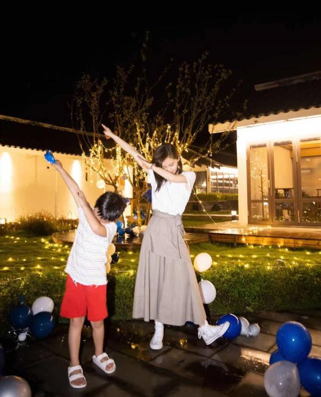 王子文刘丰源现状（网传演员刘丰源是王子文儿子生父）(1)