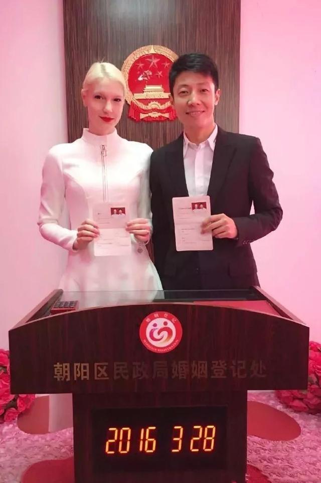撒贝宁老婆出生日期（加拿大老婆身价千万）(10)