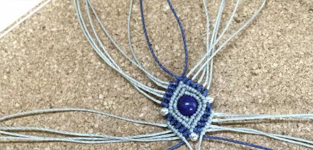 手链绳各种编织教程（编织一根独一无二的手链）(28)