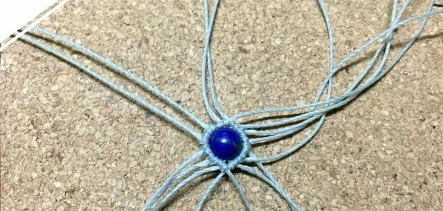 手链绳各种编织教程（编织一根独一无二的手链）(21)