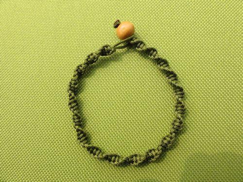 手链绳各种编织教程（编织一根独一无二的手链）(6)