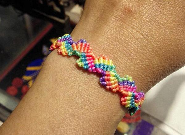 手链绳各种编织教程（编织一根独一无二的手链）(2)