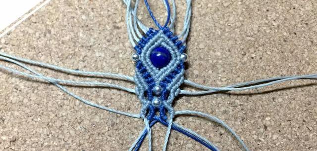 手链绳各种编织教程（编织一根独一无二的手链）(35)