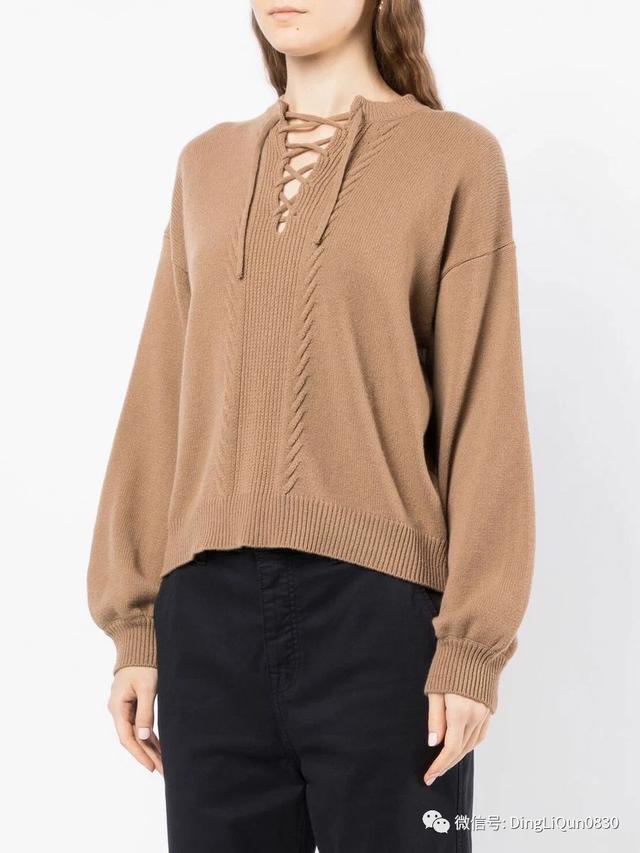 长袖针织衫搭衬衫（10款别致的针织衬衫）(23)