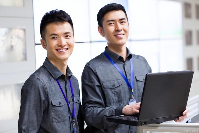 必读的计算机书籍（连编程小白都可以看的计算机经典书目）(2)